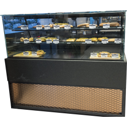 ΘΕΡΜΑΙΝΟΜΕΝΗ ΒΙΤΡΙΝΑ ΚΑΤΑΣΚΕΥΗΣ ΜΑΣ ΜΕ 3 ΕΠΙΠΕΔΑ ΠΡΟΒΟΛΗΣ