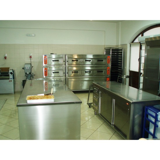 ΑΝΤΩΝΑΚΗΣ ΕΡΓΑΣΤΗΡΙΟ ΖΑΧΑΡΟΠΛΑΣΤΙΚΗΣ ΗΡΑΚΛΕΙΟ ΚΡΗΤΗΣ