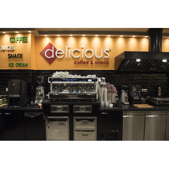 DELICIOUS ΚΑΦΕ ΣΝΑΚ ΜΠΑΡ ΠΕΙΡΑΙΑΣ 