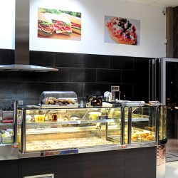 LA STRADA ΚΑΦΕ ΣΝΑΚ ΜΠΑΡ ΜΕΝΙΔΙ