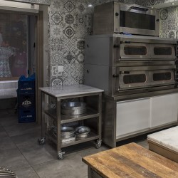 MAMAΛΙΓΚΑ ΚΑΦΕ ΣΝΑΚ ΜΠΑΡ ΒΥΡΩΝΑΣ