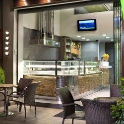 MASSA MASSA ΚΑΦΕ ΣΝΑΚ ΜΠΑΡ ΤΑΥΡΟΣ