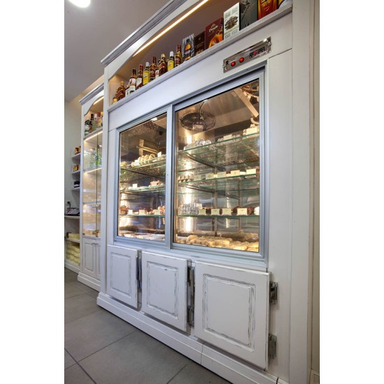 ΖΕΣΤΟΦΟΥΡΝΙ ΑΡΤΟΠΟΙΕΙΟ ΚΟΛΩΝΑΚΙ